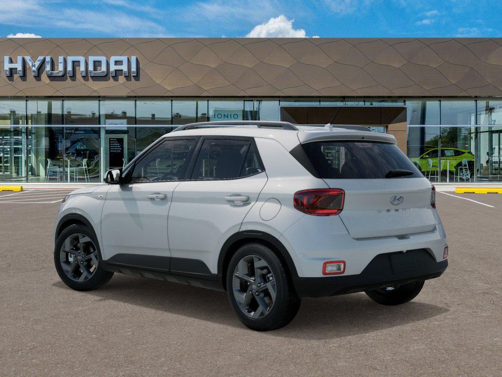 2025 Hyundai Venue SEL 5