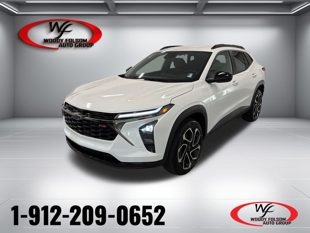 Summit White 2026 Chevrolet Trax SUV / Crossover Front-Wheel Drive 6-Speed Automatic