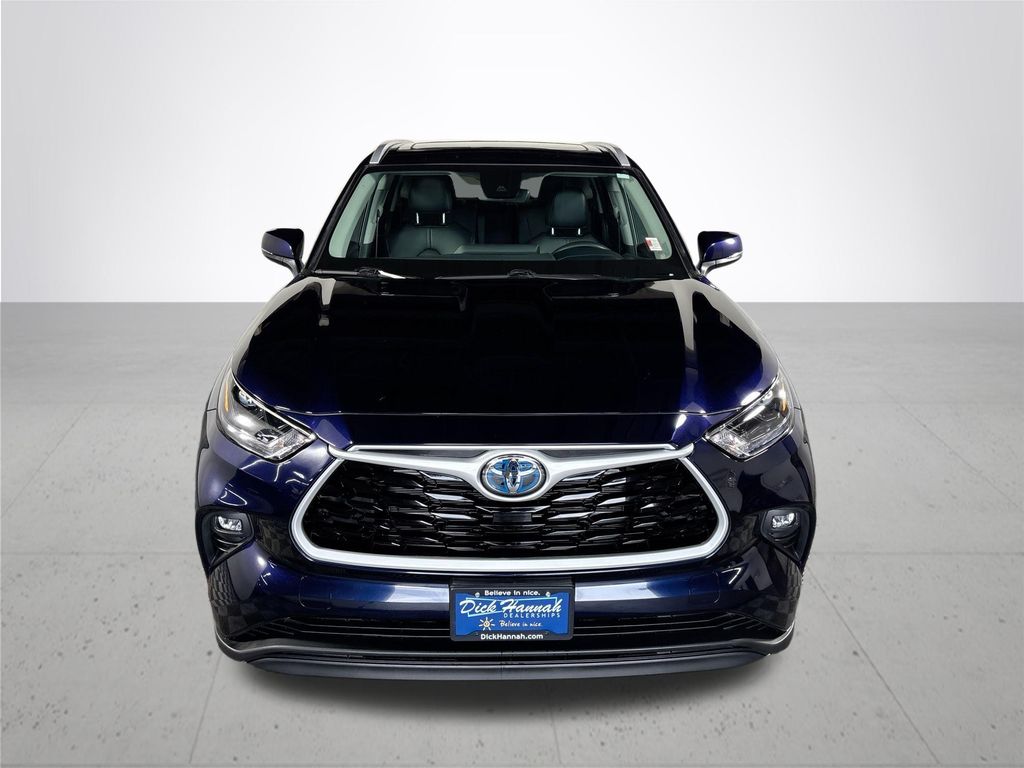 2024 Toyota Highlander Hybrid XLE