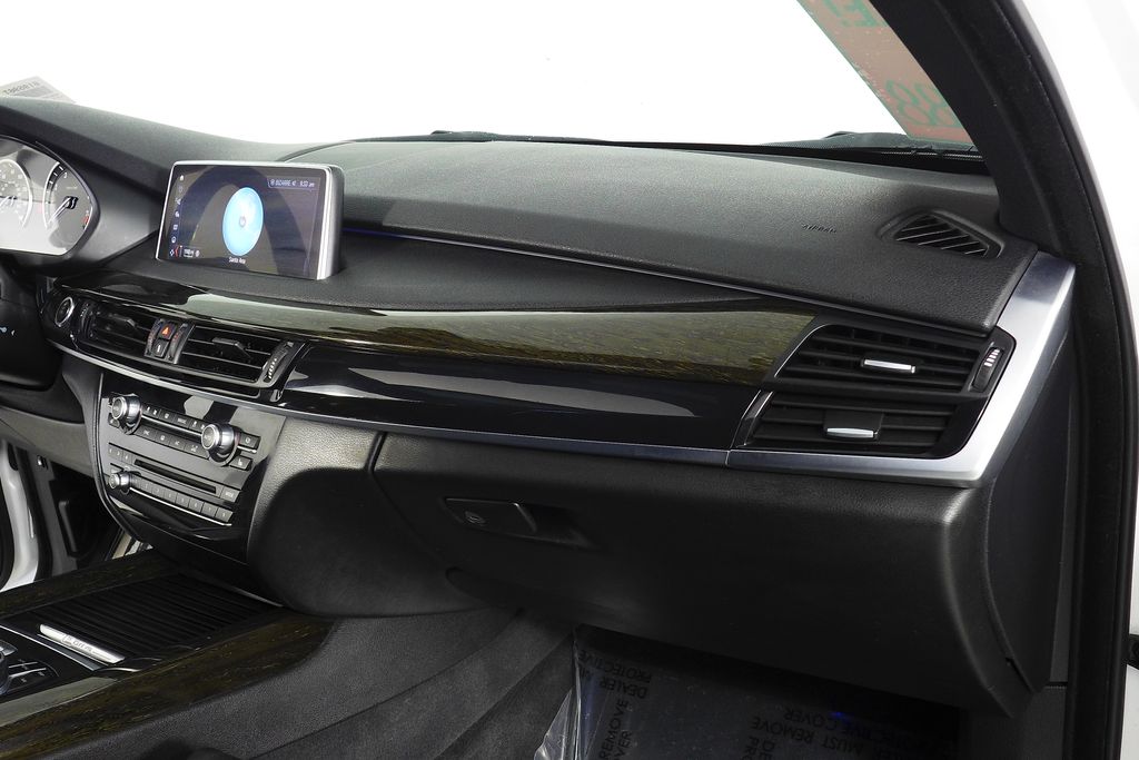 Thumbnail: 2018 BMW X5 - 14