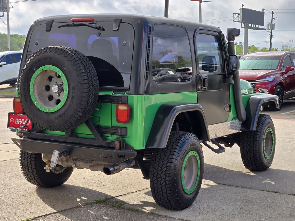 2004 Jeep Wrangler X - 3