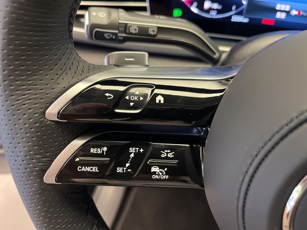 Thumbnail: 2026 Mercedes-Benz GLS - 15