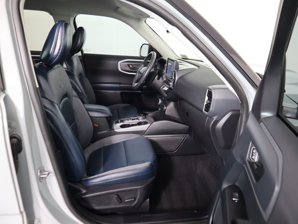 Thumbnail: 2022 Ford Bronco Sport - 20