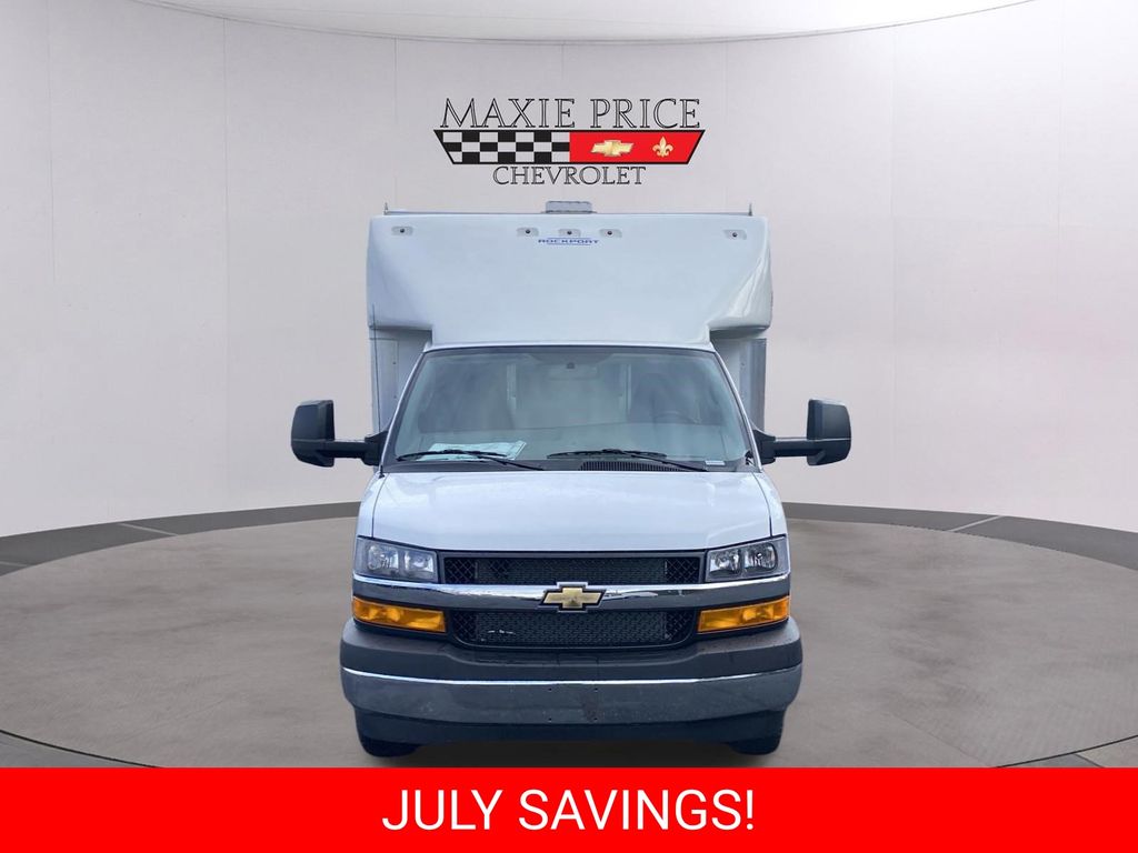 New 2025 Chevrolet Express 3500 Coupe