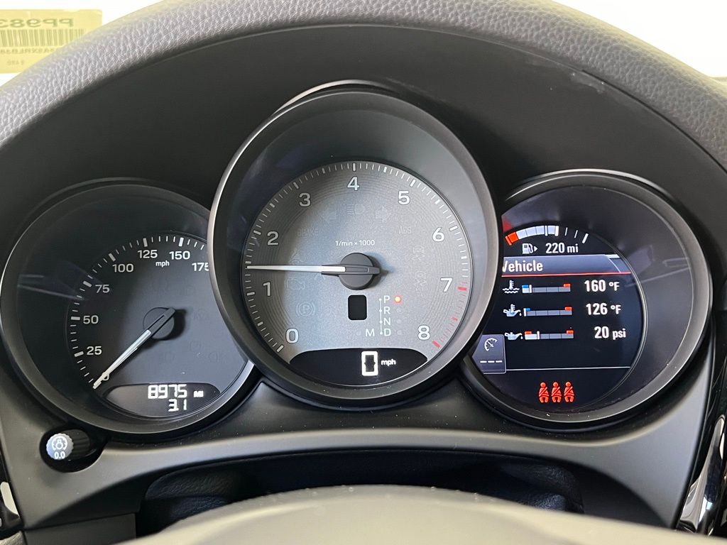 Thumbnail: 2024 Porsche Macan - 10