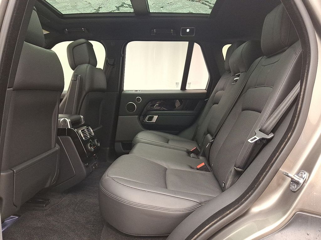 2020 Land Rover Range Rover HSE 10