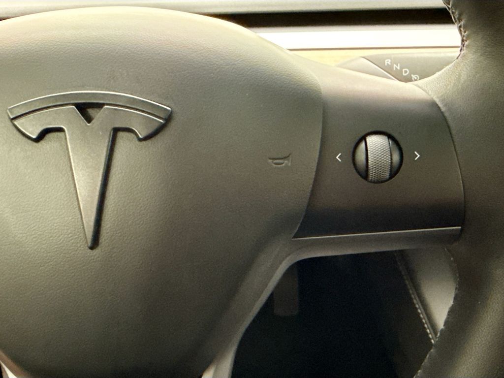 Thumbnail: 2023 Tesla Model 3 - 12