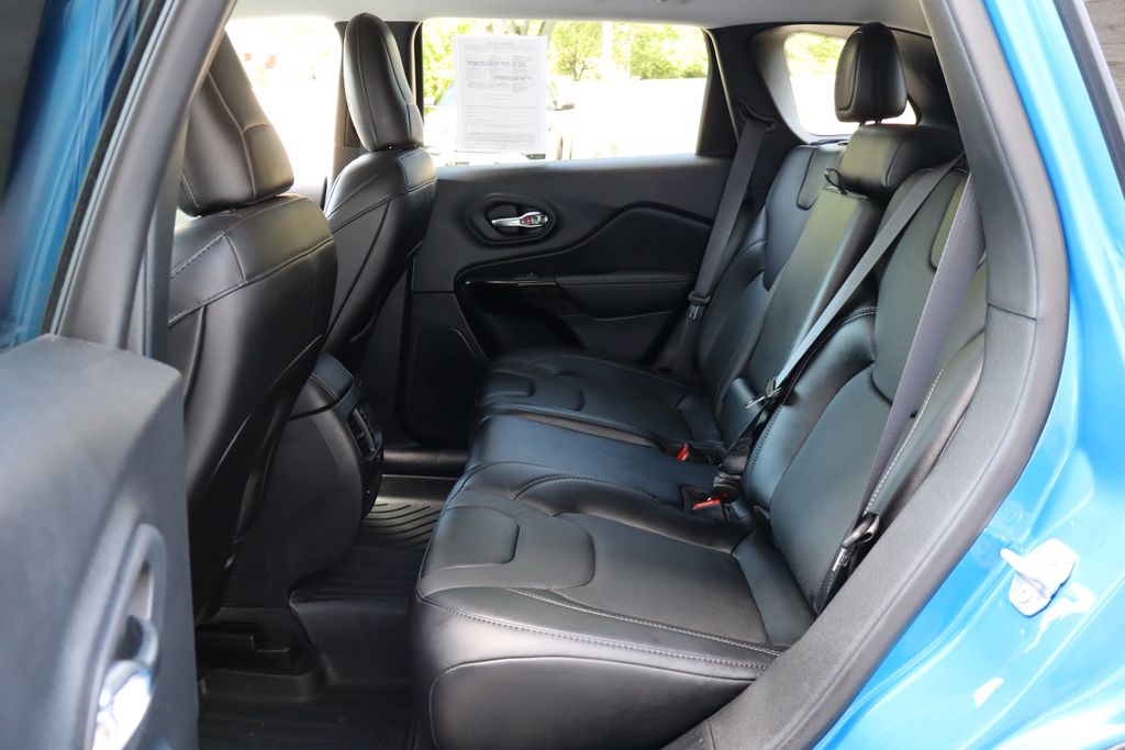 used 2023 Jeep Cherokee car, priced at $24,800