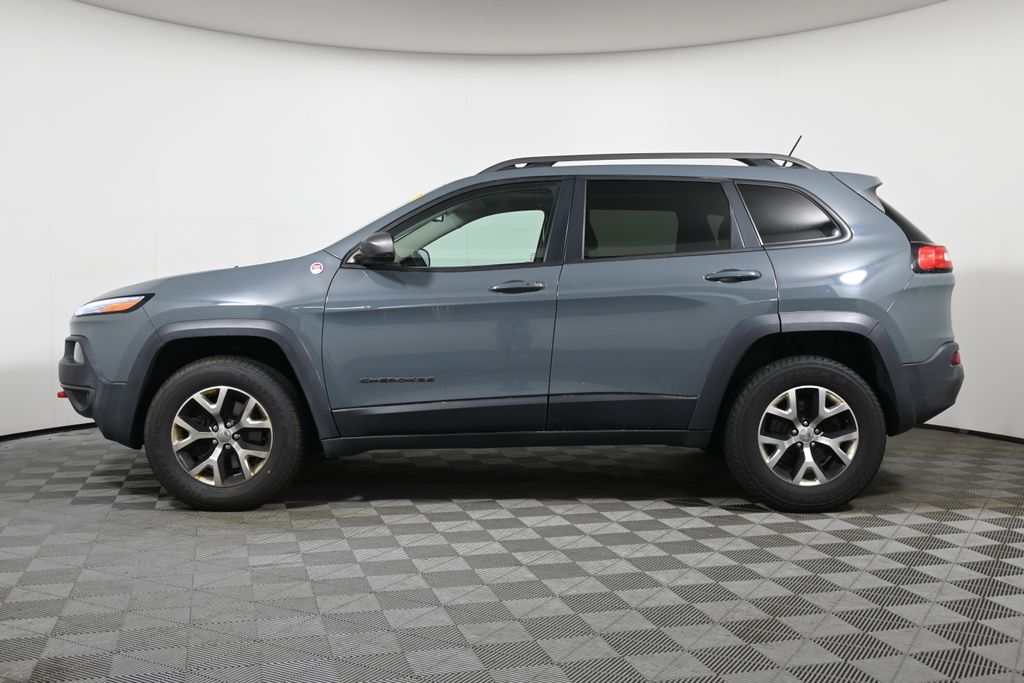 Thumbnail: 2015 Jeep Cherokee - 2