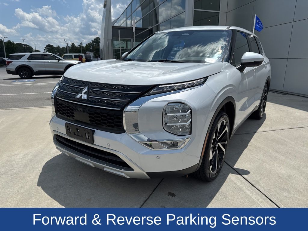 2022 Mitsubishi Outlander SE