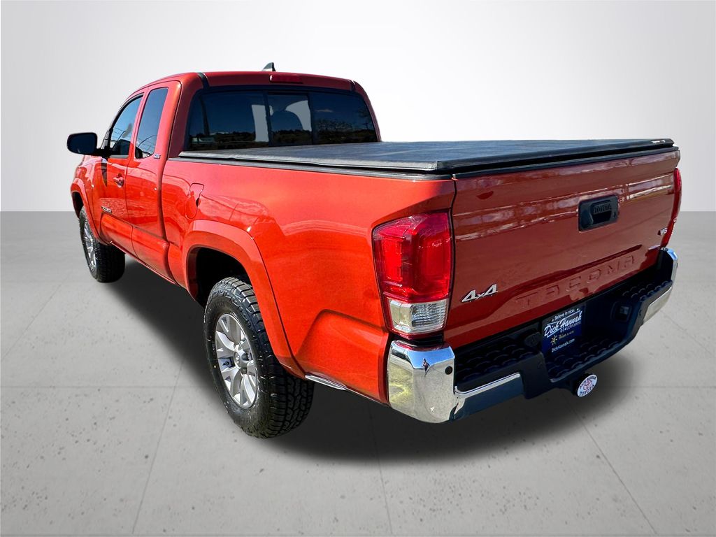 2018 Toyota Tacoma SR5