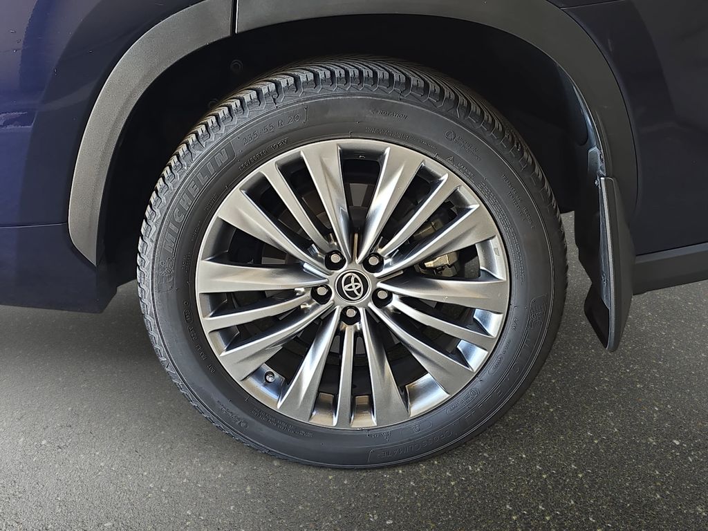 Used 2020 Blue Toyota Platinum image 34