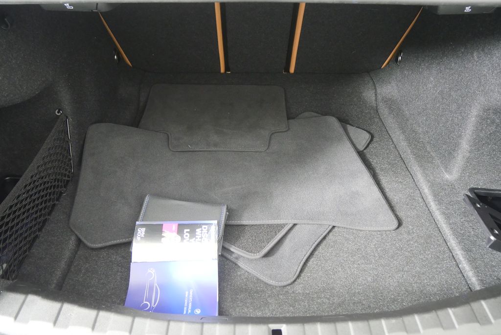 Thumbnail: 2025 BMW 3 Series - 17