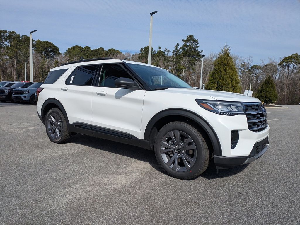 2026 Ford Explorer Active w/200A Pkg