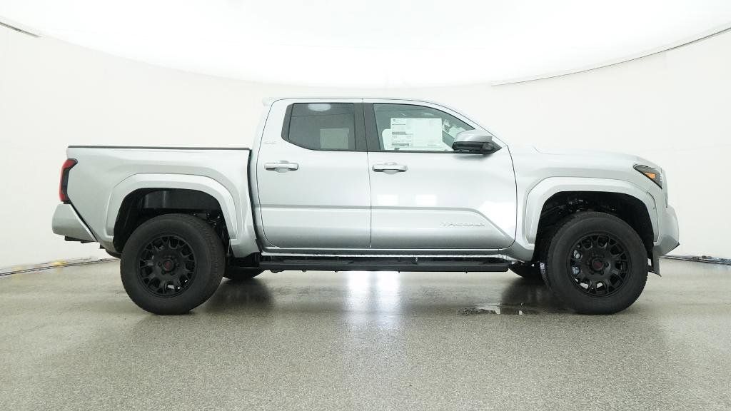 Thumbnail: 2025 Toyota Tacoma - 21