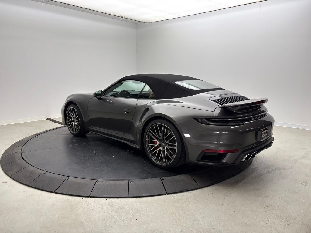 Thumbnail: 2022 Porsche 911 - 3