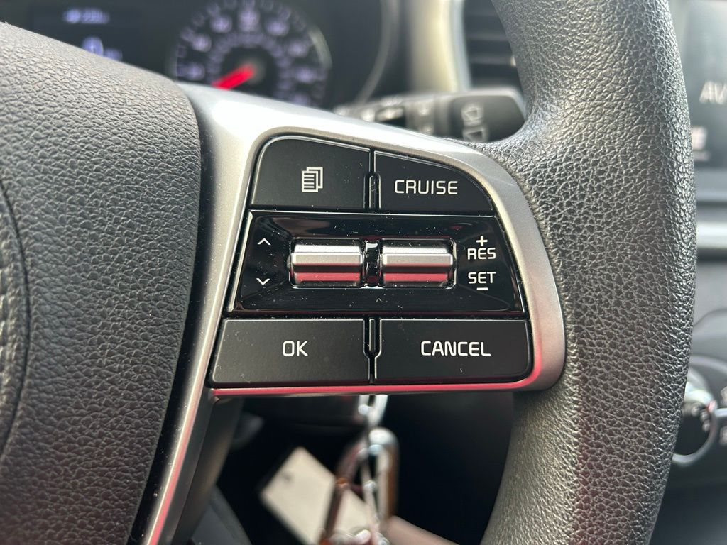 Thumbnail: 2020 Kia Sorento - 18