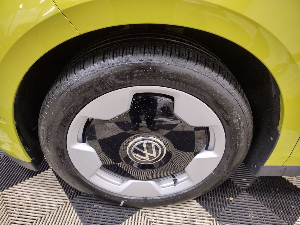 2025 Volkswagen ID. Buzz Pro S Plus