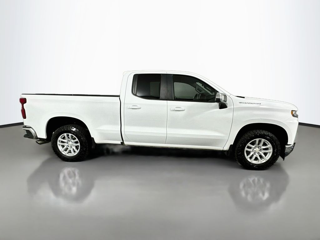 Thumbnail: 2019 Chevrolet Silverado 1500 - 4