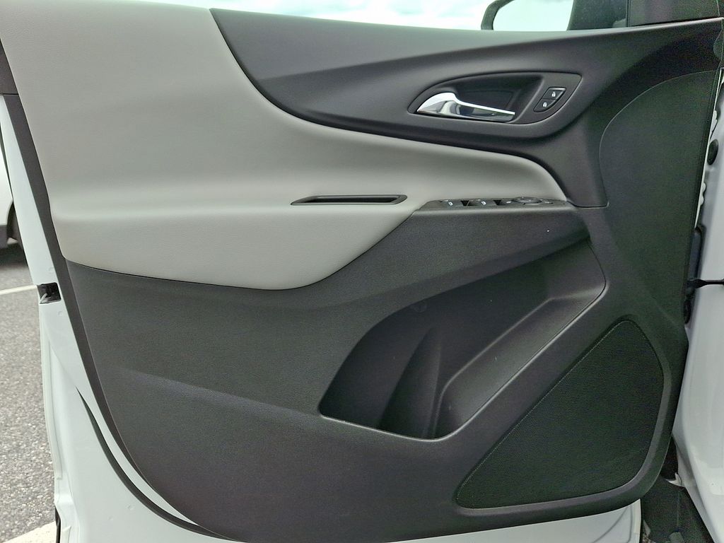 2022 Chevrolet Equinox LS White at Klick Lewis Buick Chevrolet