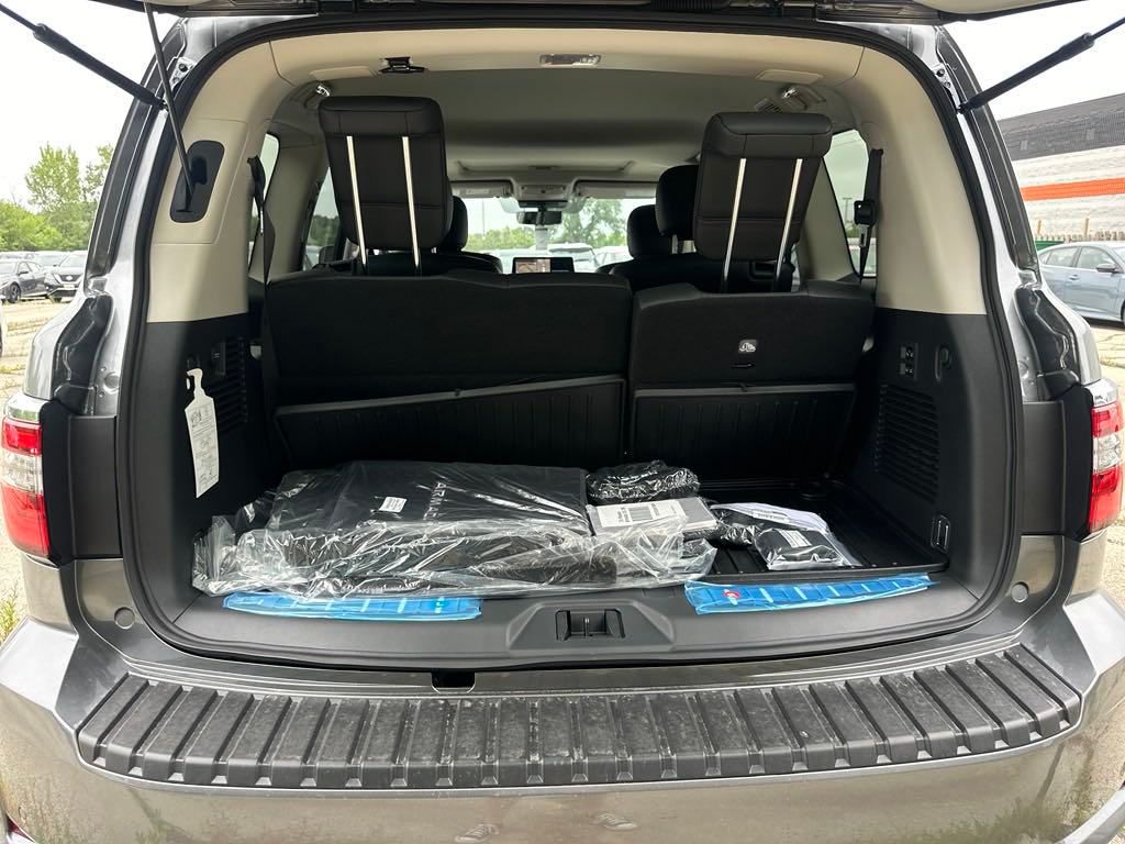 2024 Nissan Armada Platinum photo