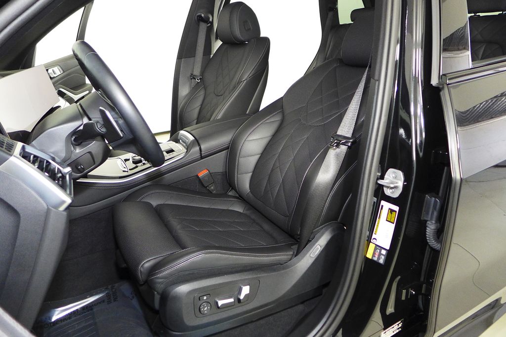 Thumbnail: 2024 BMW X5 - 22