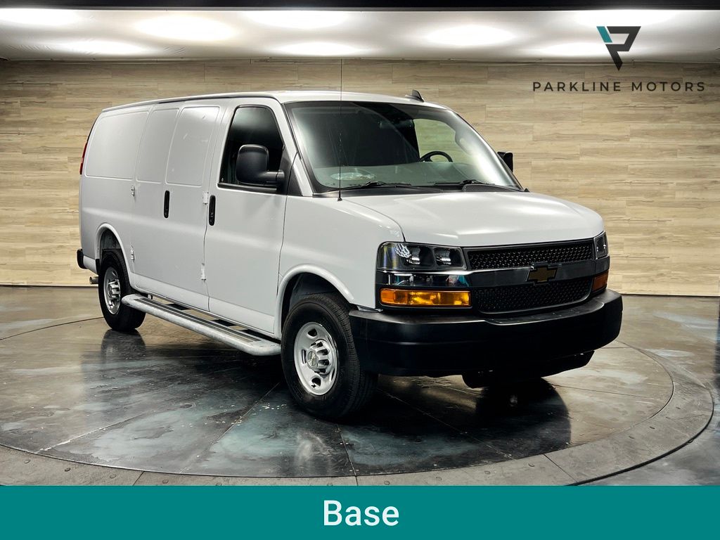 Summit White 2025 Chevrolet Express Cargo Van Rear-Wheel Drive 8-Speed Automatic Overdrive