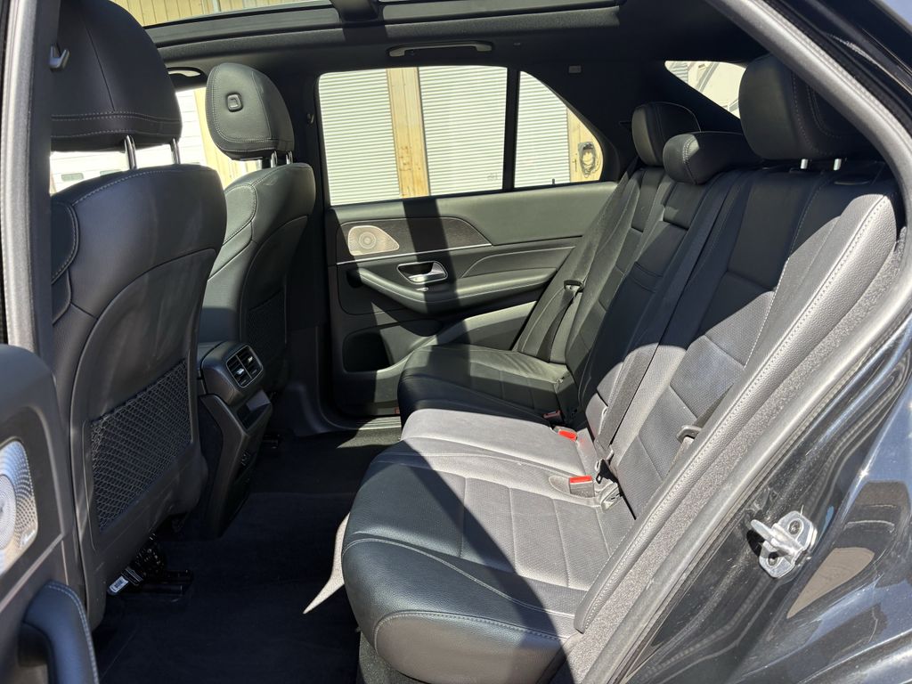 Used 2022 Obsidian Black Metallic Mercedes-Benz GLE 350 image 24