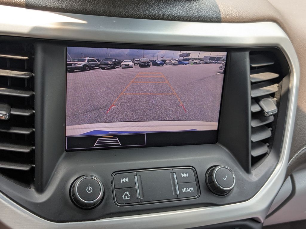 2020 GMC Acadia SLT