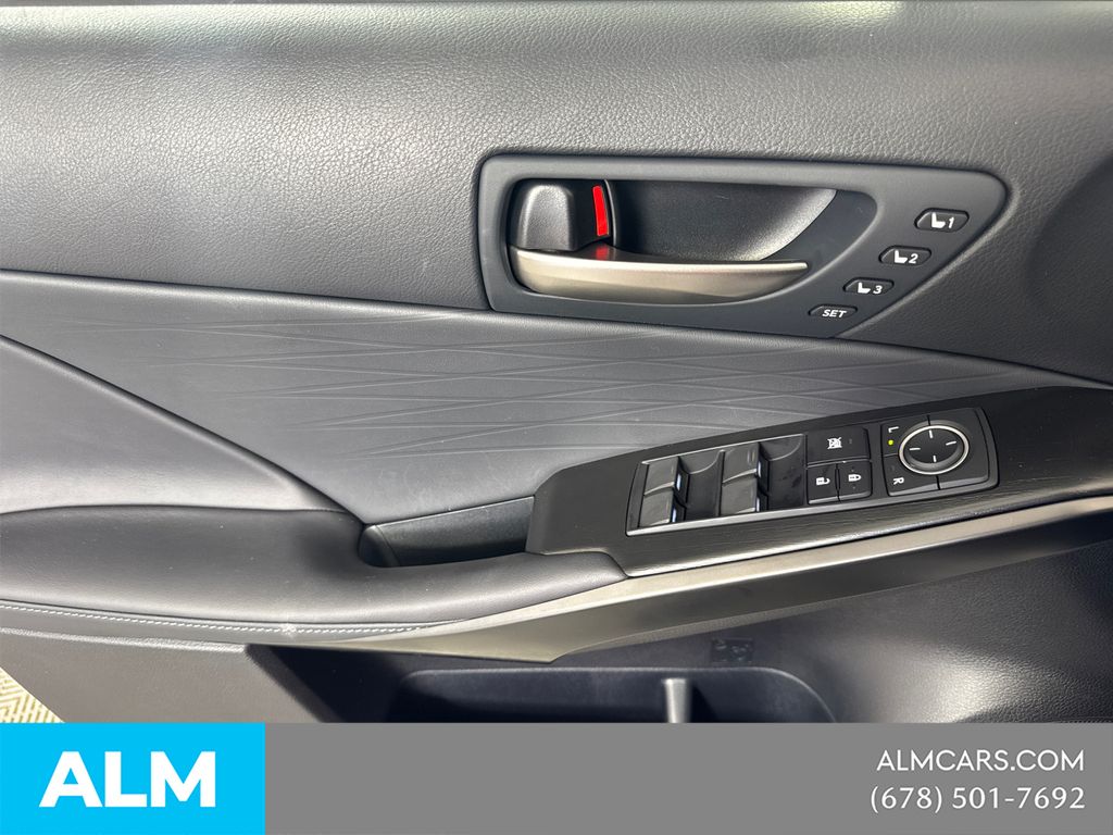 Used 2025 Silver Lexus 300 image 14