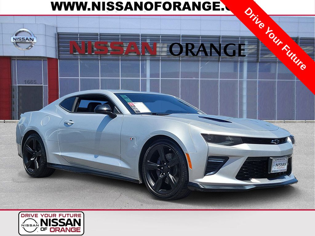 Silver Ice Metallic 2017 Chevrolet Camaro 2SS Coupe RWD Coupe Rear-Wheel Drive 8-Speed Automatic