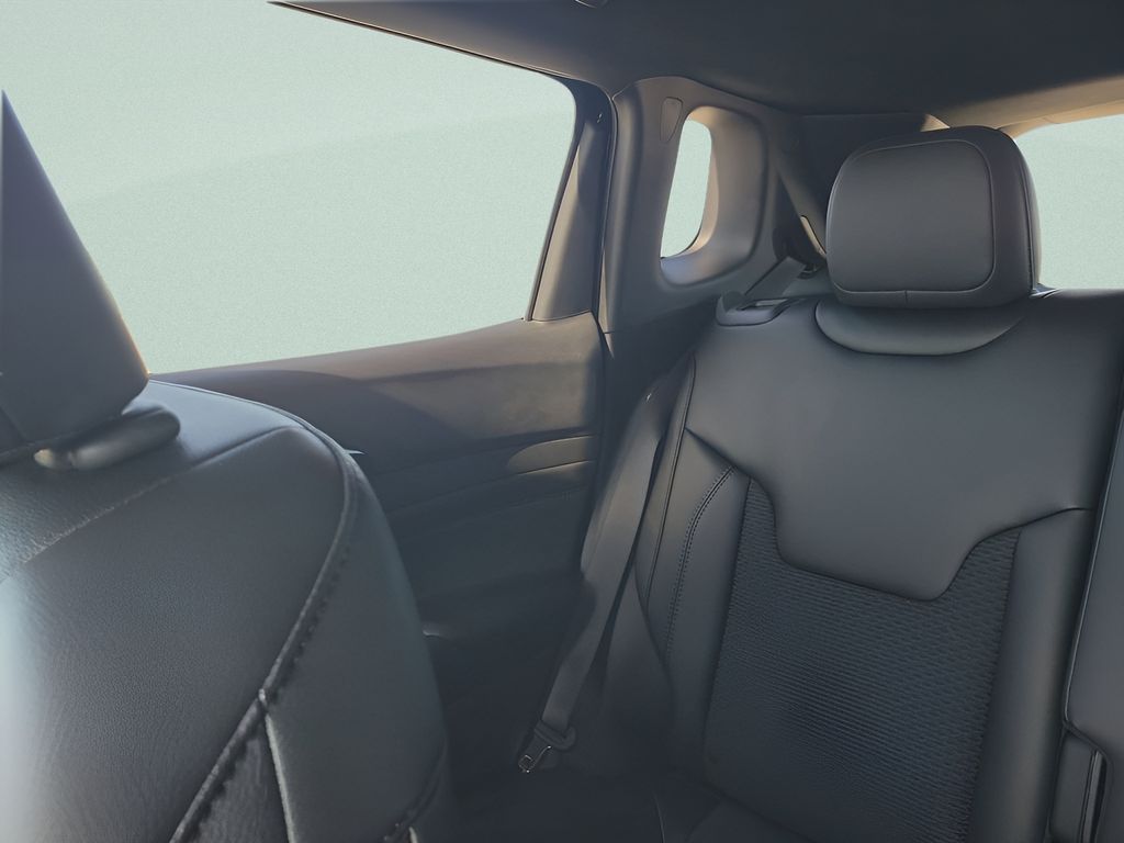 New 2026 Black Jeep Latitude image 12