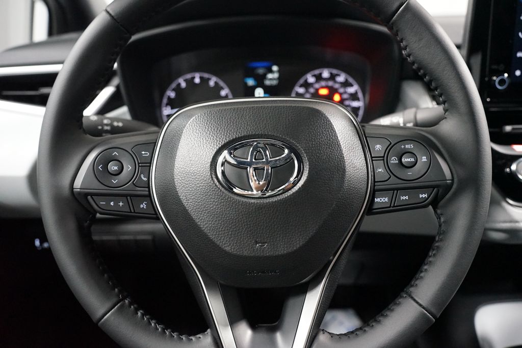 Thumbnail: 2025 Toyota Corolla - 12