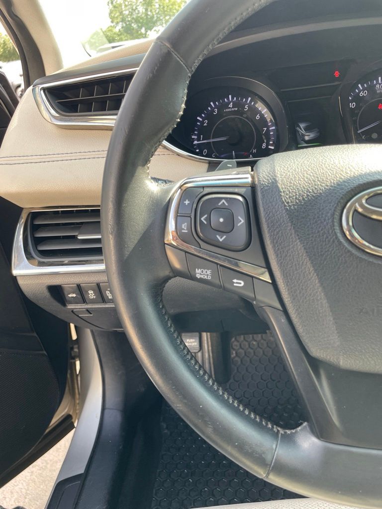 Used Car 2013 Toyota Avalon  Limited For Sale Under $15,000 In Georgetown, Texas