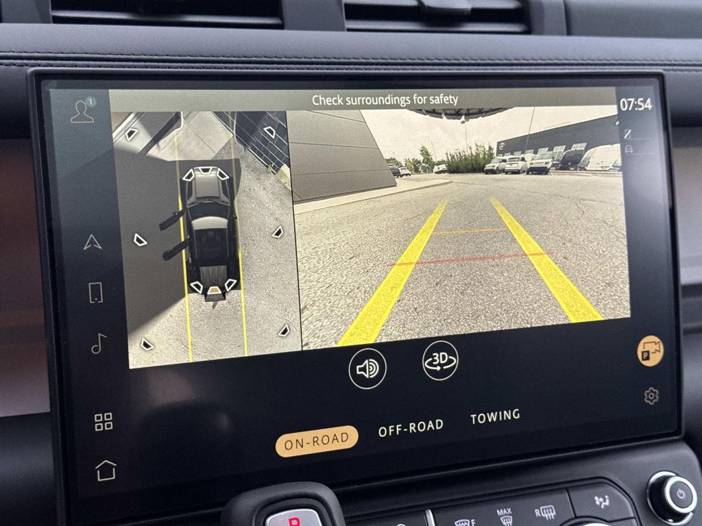 New 2026 Gray Land Rover X-Dynamic SE image 25