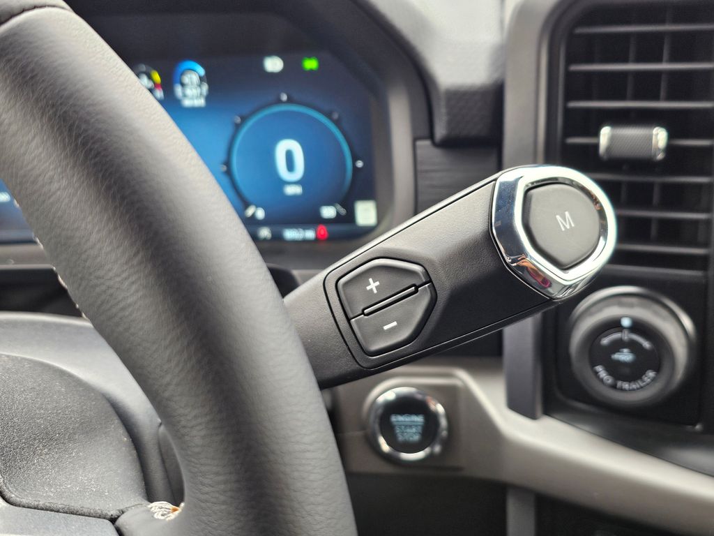 New 2024 Silver Ford XLT image 31