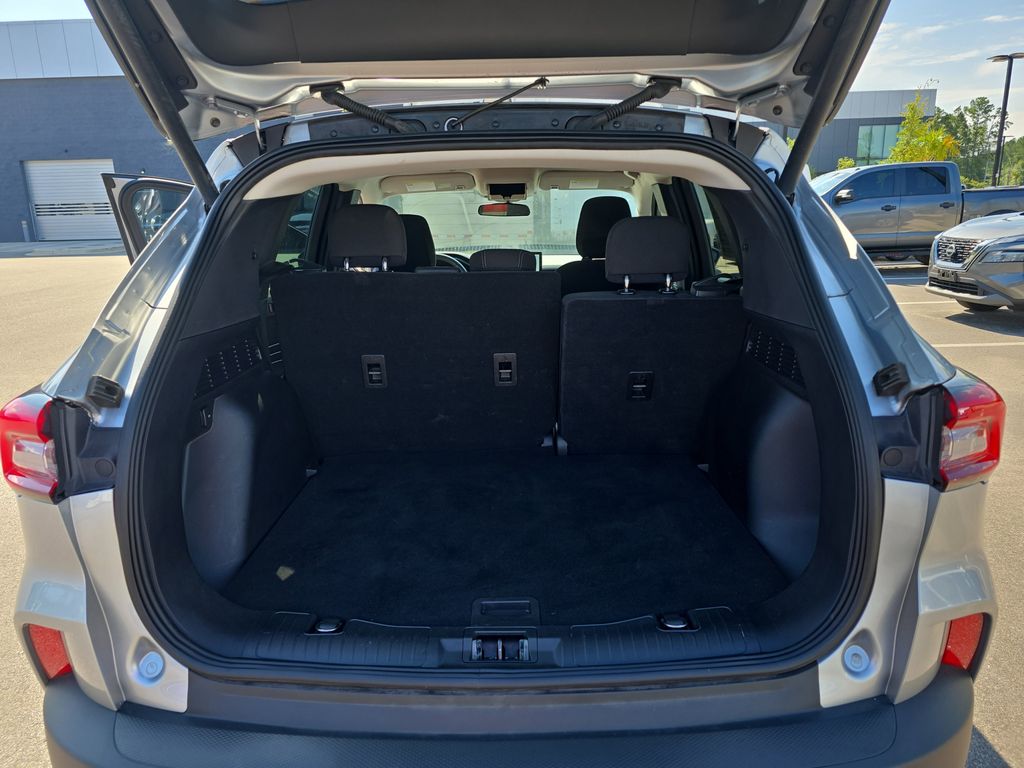 2023 Iconic Silver Metallic Ford Escape Active FWD SUV
