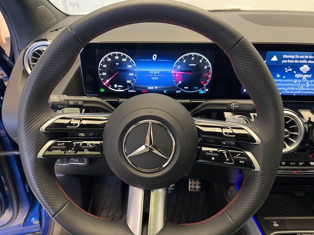 Thumbnail: 2025 Mercedes-Benz GLA - 12