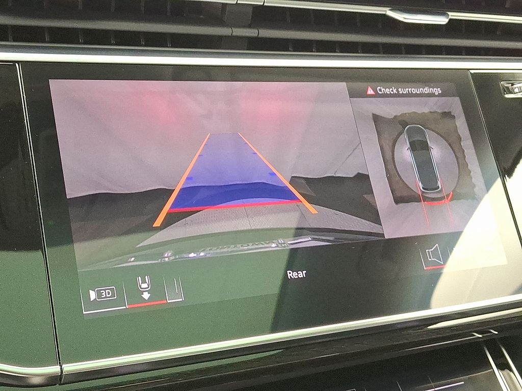 Thumbnail: 2025 Audi Q7 - 12