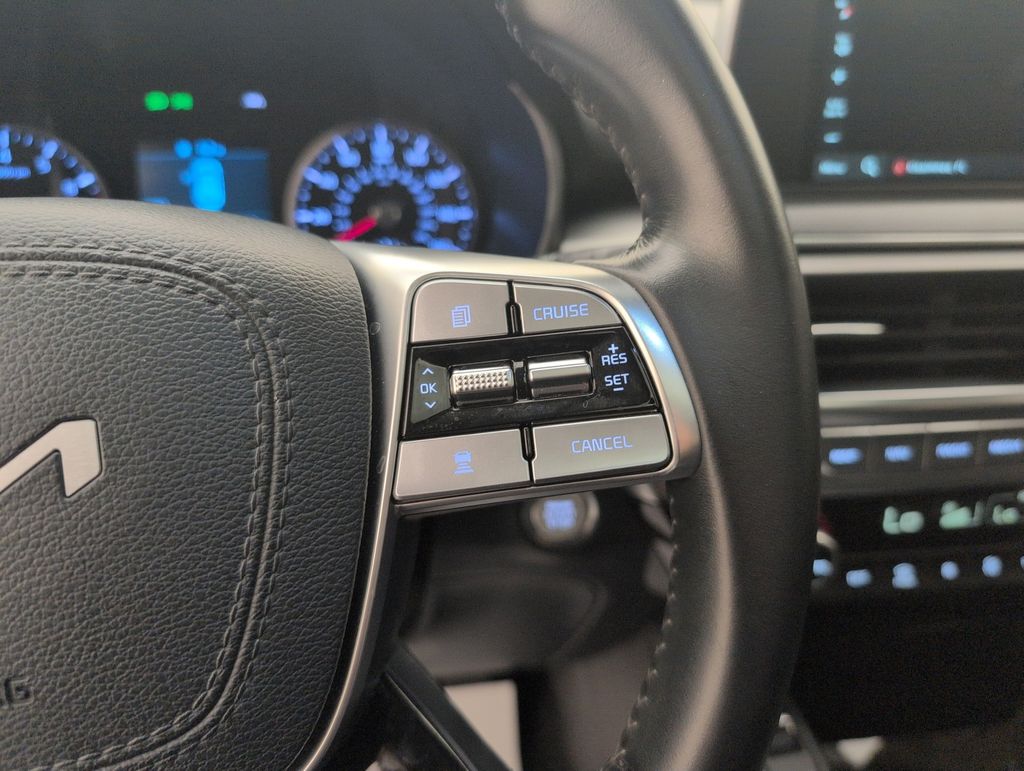 Certified Used 2022 Black Kia S image 39