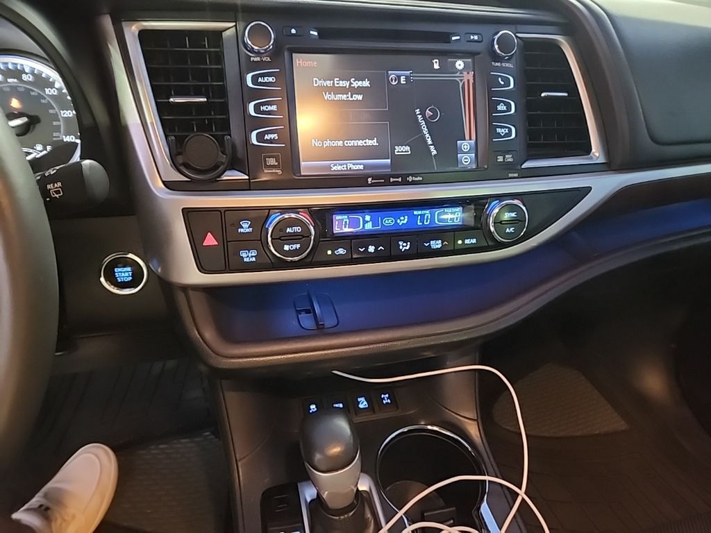 Thumbnail: 2016 Toyota Highlander - 6