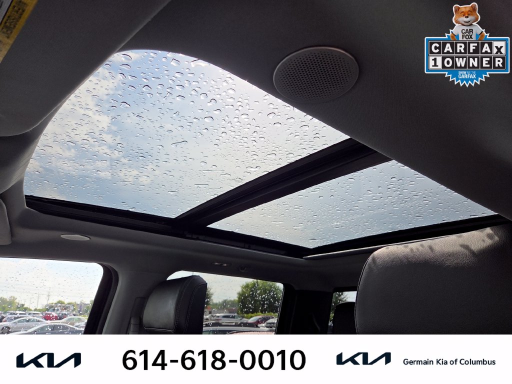 Used 2024 Blue Ford Lariat image 30