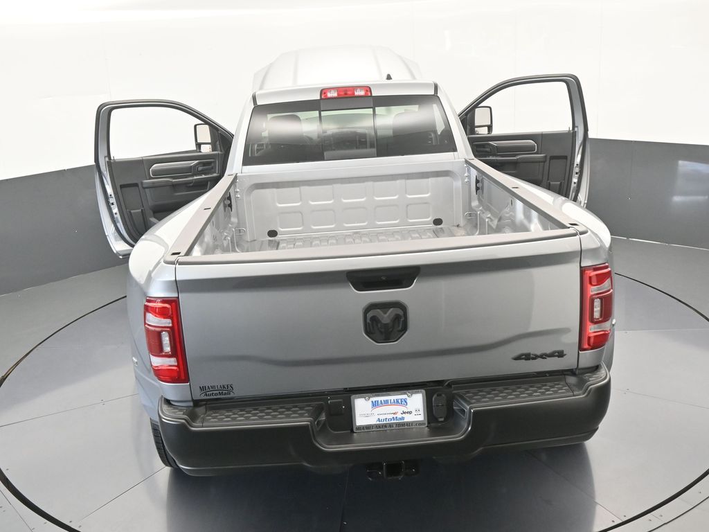 Used 2024 Billet Silver Metallic Clearcoat Ram Tradesman image 63