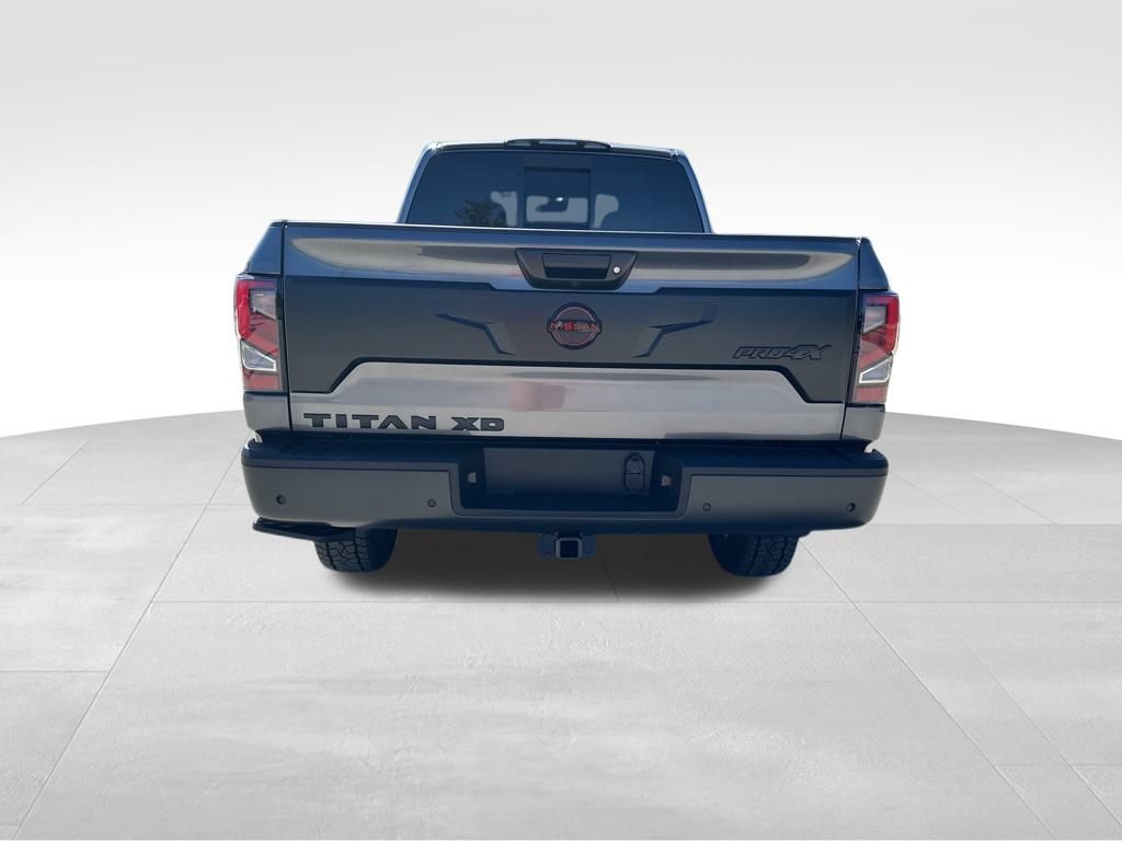 2024 Nissan Titan XD PRO-4X 7