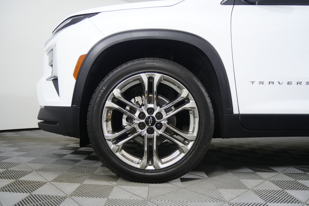 Thumbnail: 2025 Chevrolet Traverse - 7