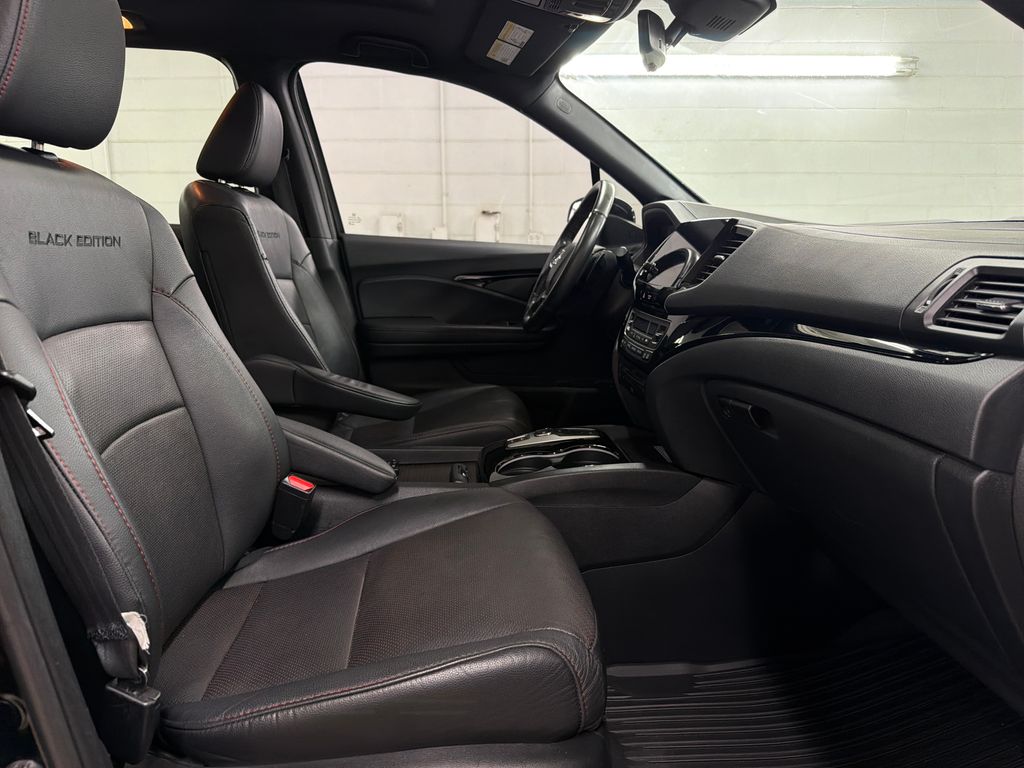 Used 2022  Honda Black Edition image 26