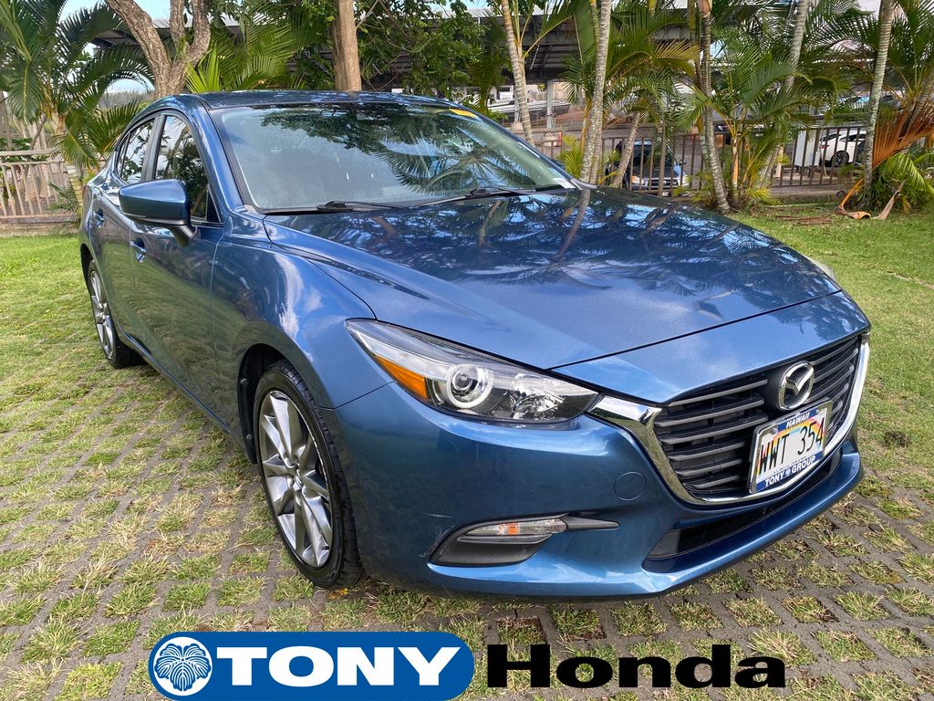 2018 Mazda MAZDA3 Touring