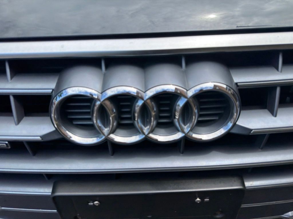 Used 2018 Gray Audi 2.0T image 8