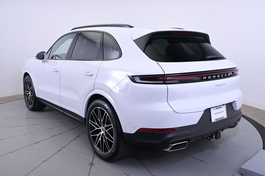Thumbnail: 2025 Porsche Cayenne - 3