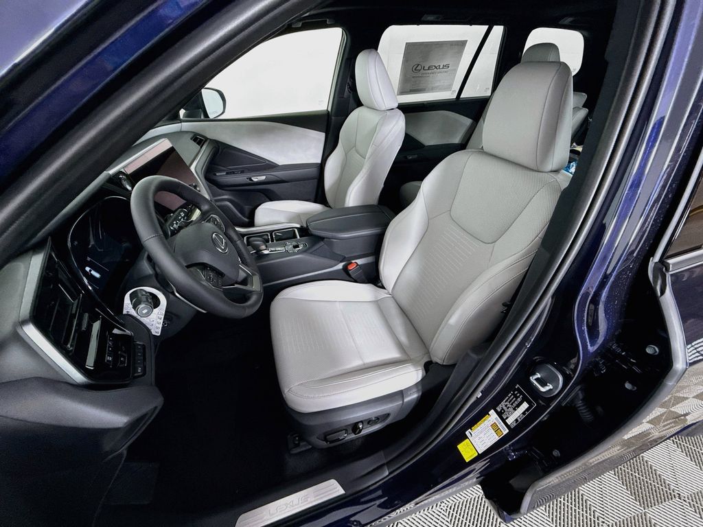 Thumbnail: 2026 Lexus TX - 16